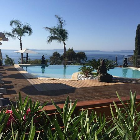 Les Lauriers Roses Aparthotel Rayol-Canadel-sur-Mer Exterior photo
