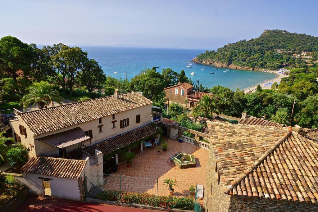 Les Lauriers Roses Aparthotel Rayol-Canadel-sur-Mer Exterior photo