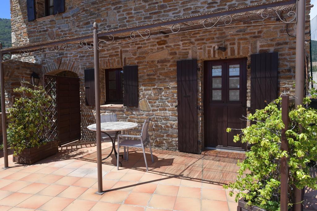 Les Lauriers Roses Aparthotel Rayol-Canadel-sur-Mer Exterior photo