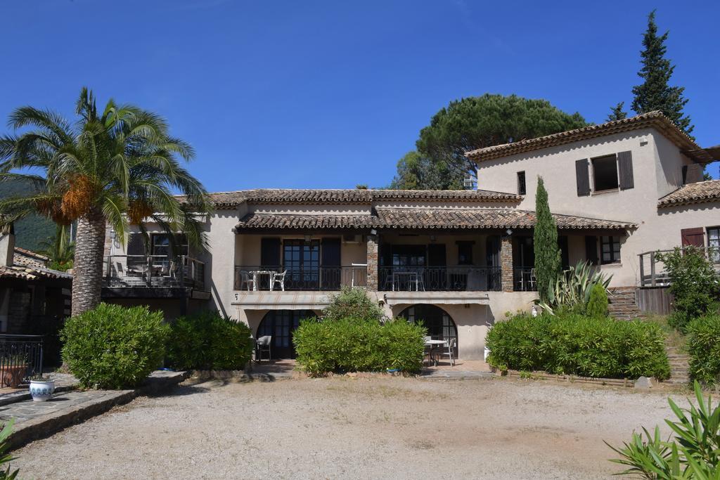 Les Lauriers Roses Aparthotel Rayol-Canadel-sur-Mer Exterior photo