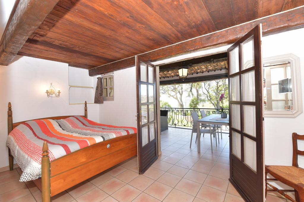 Les Lauriers Roses Aparthotel Rayol-Canadel-sur-Mer Exterior photo
