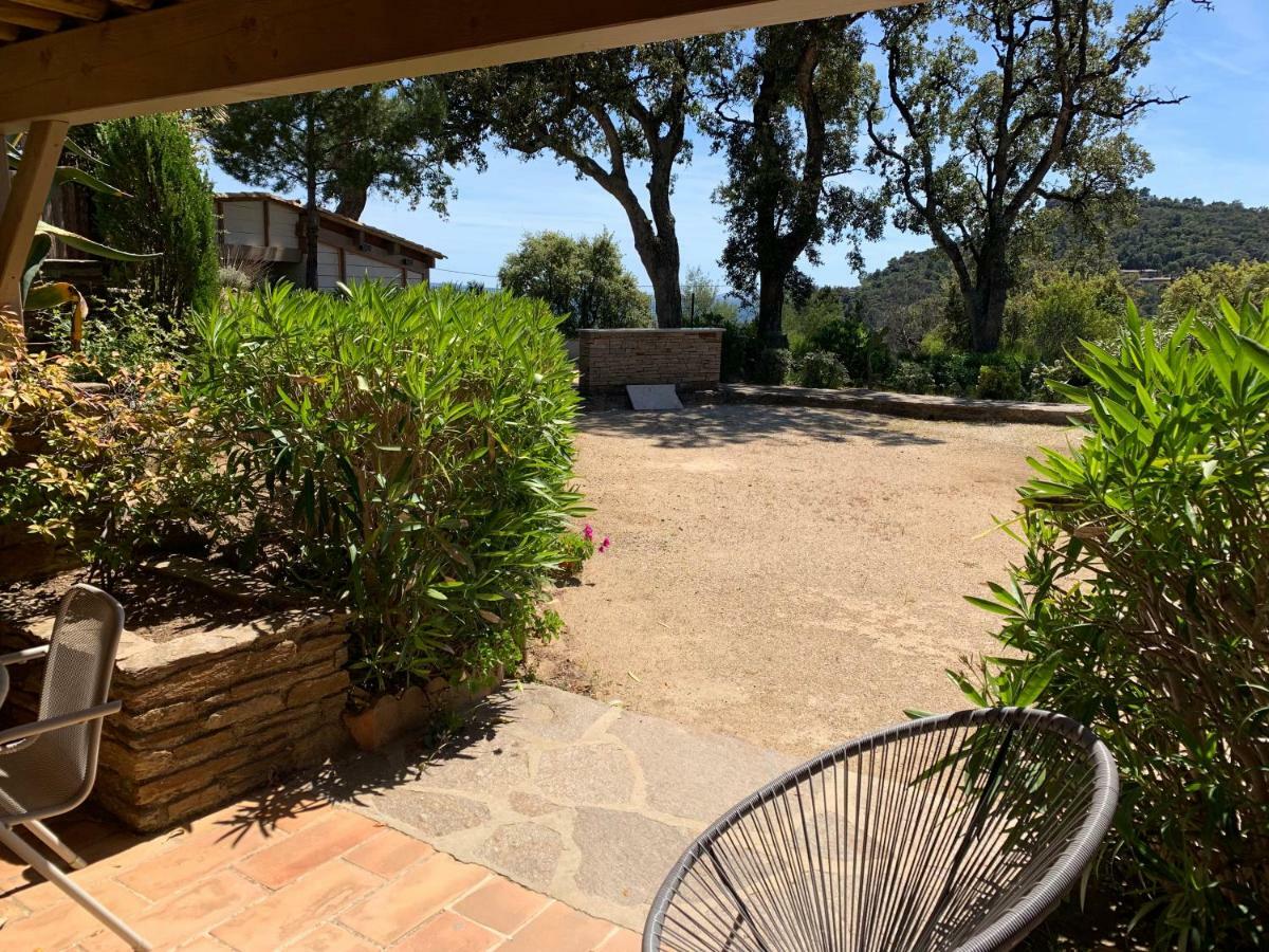 Les Lauriers Roses Aparthotel Rayol-Canadel-sur-Mer Exterior photo